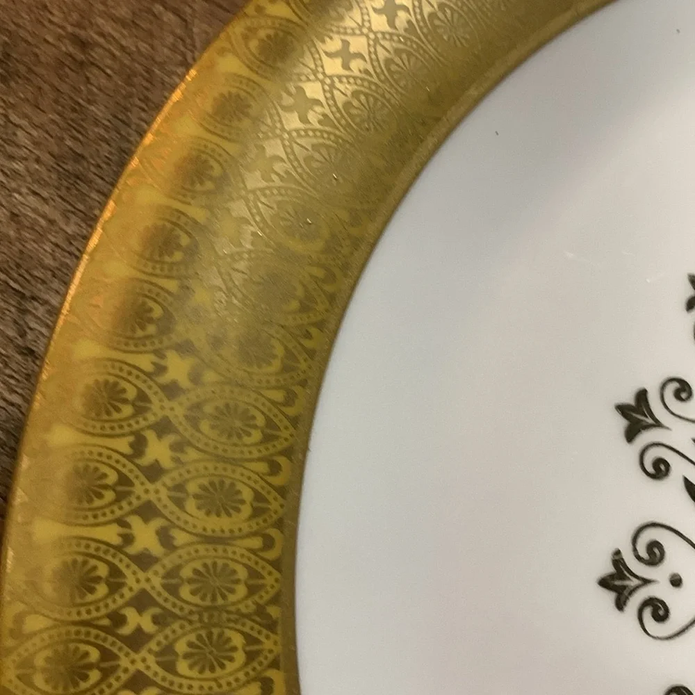 White & Gold Vintage 1960s Ceramic Round Platter Serving Plate Fine Dining